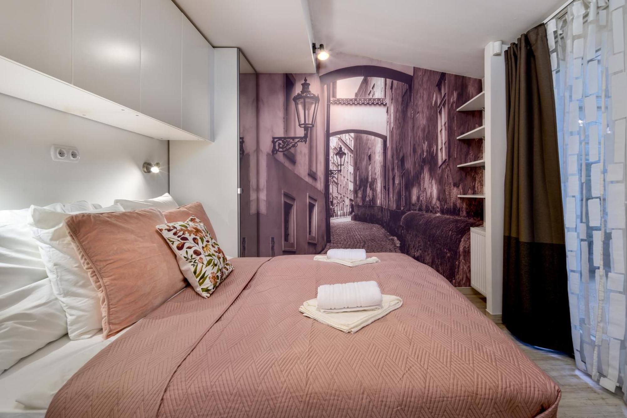 Apartment Museum With Large Terrace *